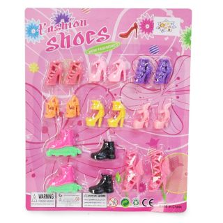 Zapatillas De Plástico Para Muñecas En Varios Colores Y Formas Blíster Rosa 23.5 Cm | LO25044881