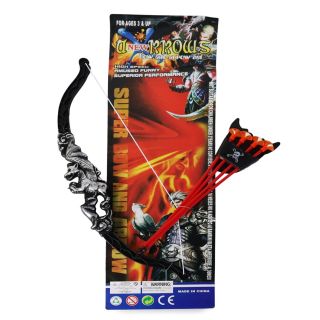Arco De Plástico Grande En Color Plateado Grabado Gárgola Con 4 Flechas Plegables 51 Cm | CH-0343